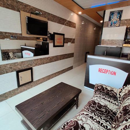 אמריצר Vrinda Apartments מראה חיצוני תמונה