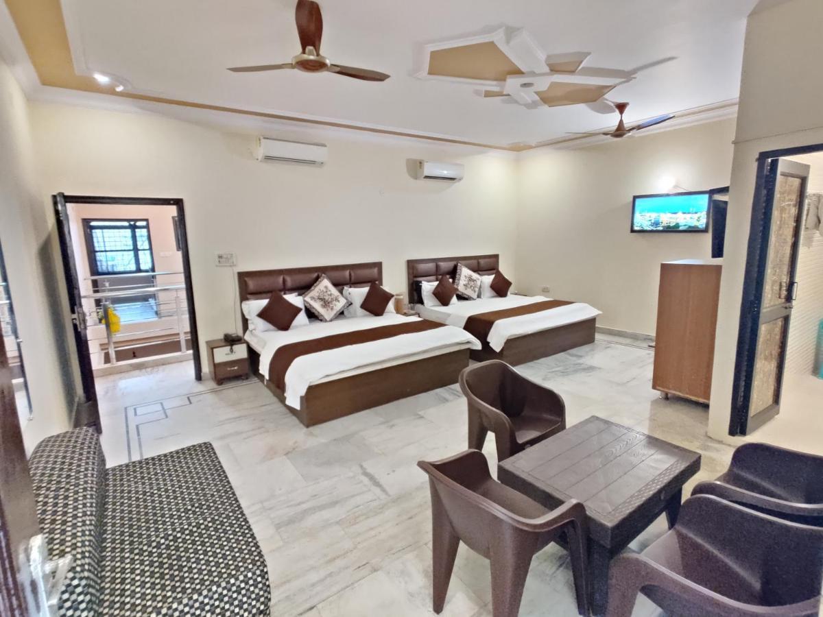 אמריצר Vrinda Apartments מראה חיצוני תמונה
